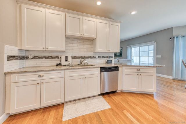 10 Talias Trail, Middletown, CT 06457