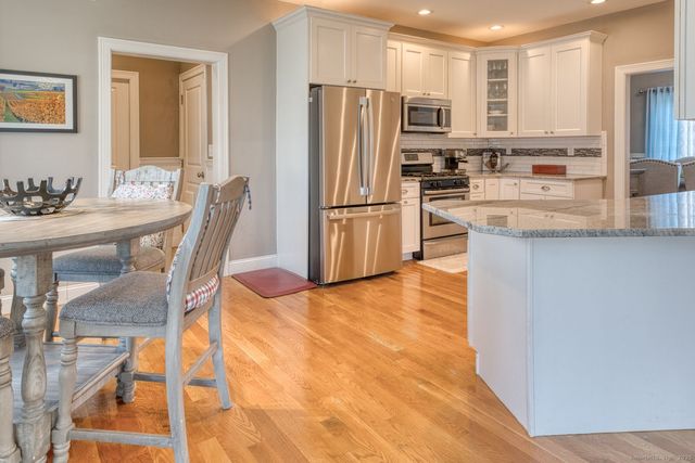 10 Talias Trail, Middletown, CT 06457