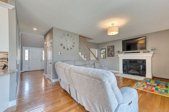 10 Talias Trail, Middletown, CT 06457