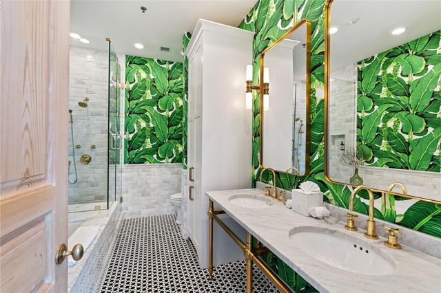 801 E Beach Drive TW2606, Galveston, TX 77550