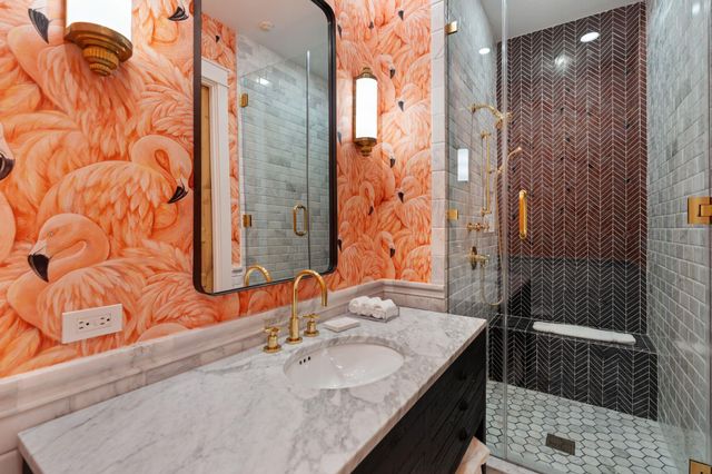 801 E Beach Drive TW2606, Galveston, TX 77550