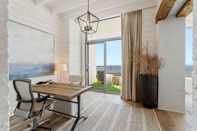 801 E Beach Drive TW2606, Galveston, TX 77550