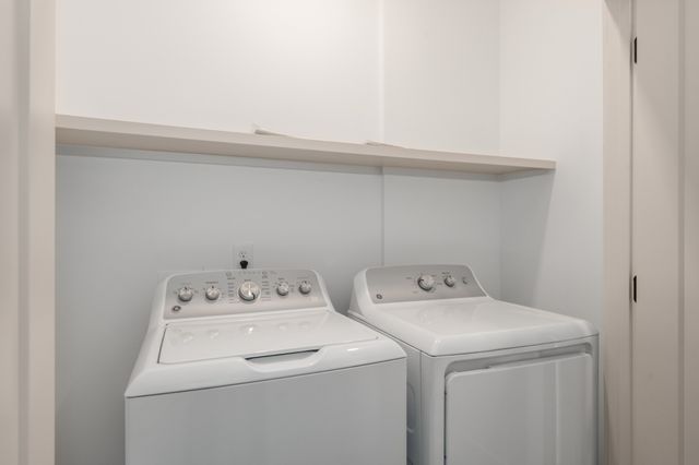 7341 Charlotte Pike Unit 114, Nashville, TN 37209