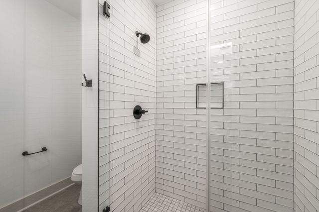 7341 Charlotte Pike Unit 114, Nashville, TN 37209