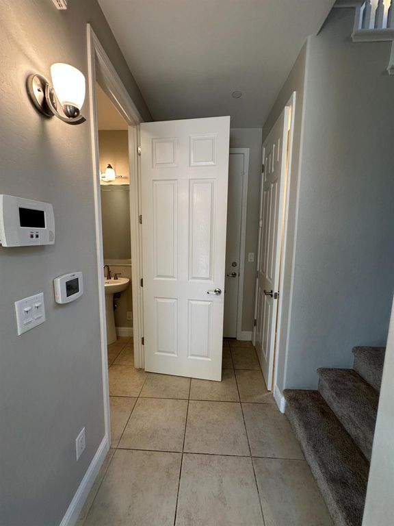 Image 14 of property listing at 11664 N Bella Verde Avenue, Fresno, CA 93730