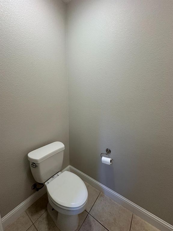 Image 16 of property listing at 11664 N Bella Verde Avenue, Fresno, CA 93730