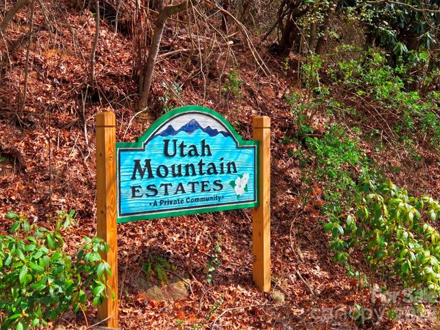 3355 Utah Mountain Road 3-F, Waynesville, NC 28785
