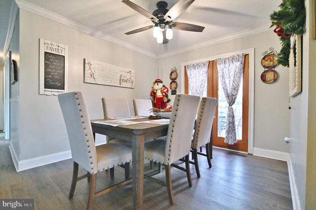 522 MANOR HILL DR, Toms Brook, VA 22660