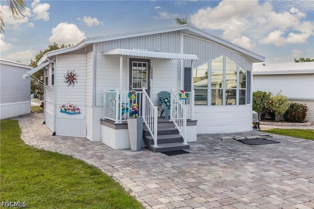 10848 Vireo CIR, Estero, FL 33928