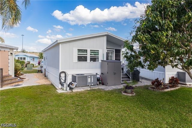 10848 Vireo CIR, Estero, FL 33928