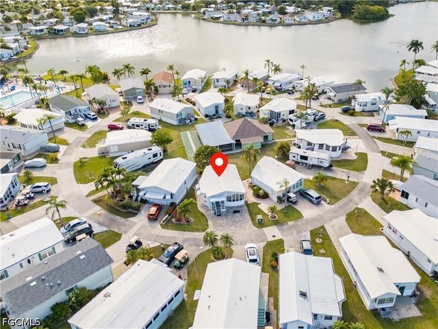 10848 Vireo CIR, Estero, FL 33928
