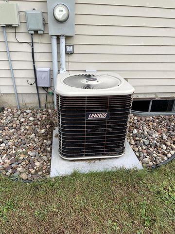 1905 Henry Johns BOULEVARD, Bangor, WI 54614