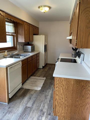 1905 Henry Johns BOULEVARD, Bangor, WI 54614