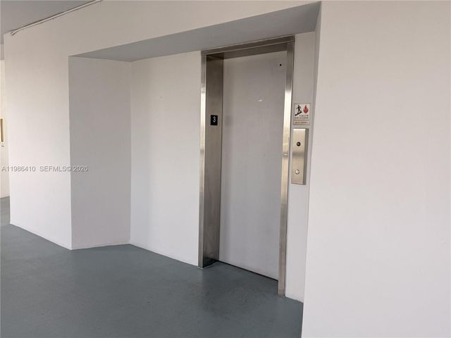 2223 Park Ln 306, Hollywood, FL 33021