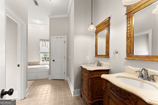 5615 Little Branch Circle, Clermont, GA 30527