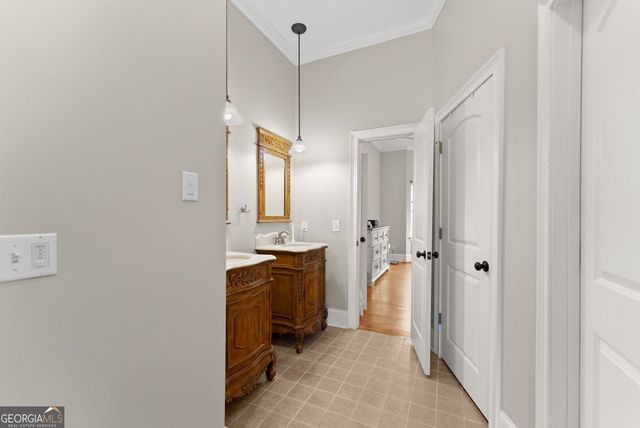 5615 Little Branch Circle, Clermont, GA 30527