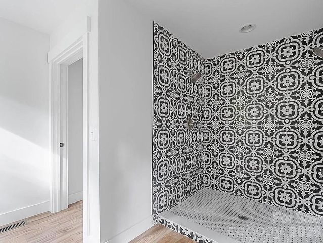 384 Cascada Vista Drive, Chimney Rock, NC 28720