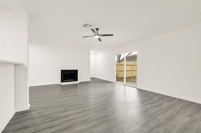 5314 Gayla Lane, Baytown, TX 77521