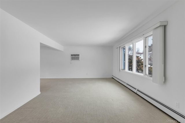 68 Beaumont Drive, Plainview, NY 11803