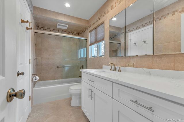 68 Beaumont Drive, Plainview, NY 11803