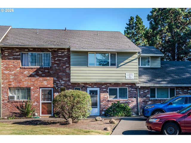 1802 Ne HOGAN Dr, Gresham, OR 97030