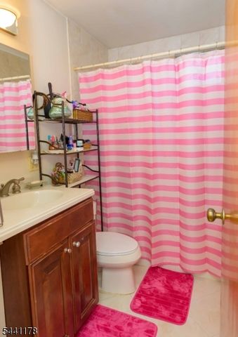 765 Grove St, Rahway City, NJ 07065