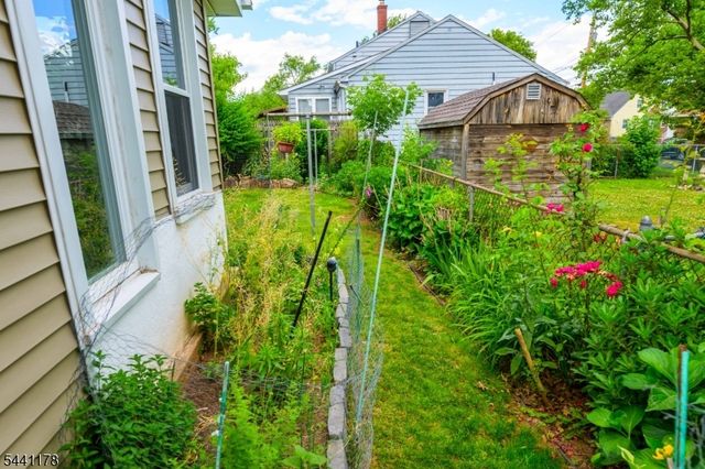 765 Grove St, Rahway City, NJ 07065