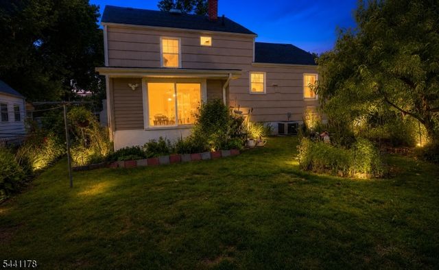 765 Grove St, Rahway City, NJ 07065