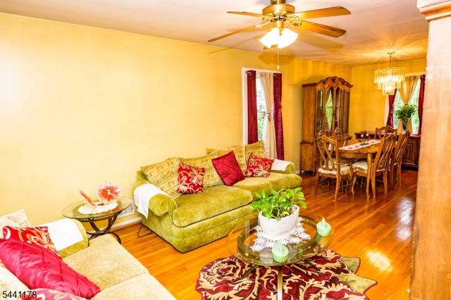 765 Grove St, Rahway City, NJ 07065