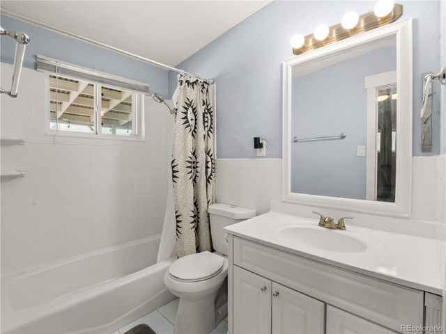 6009 Carr Street, Arvada, CO 80004