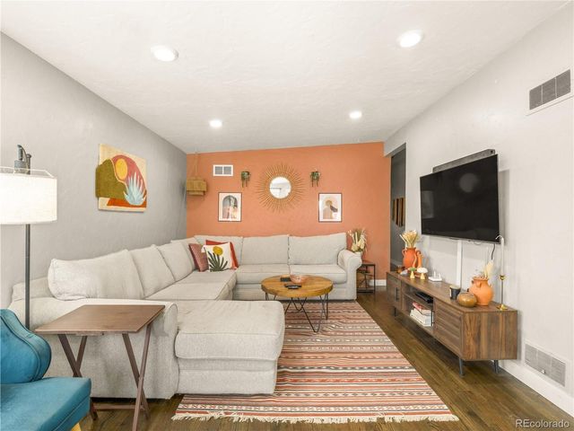 6009 Carr Street, Arvada, CO 80004