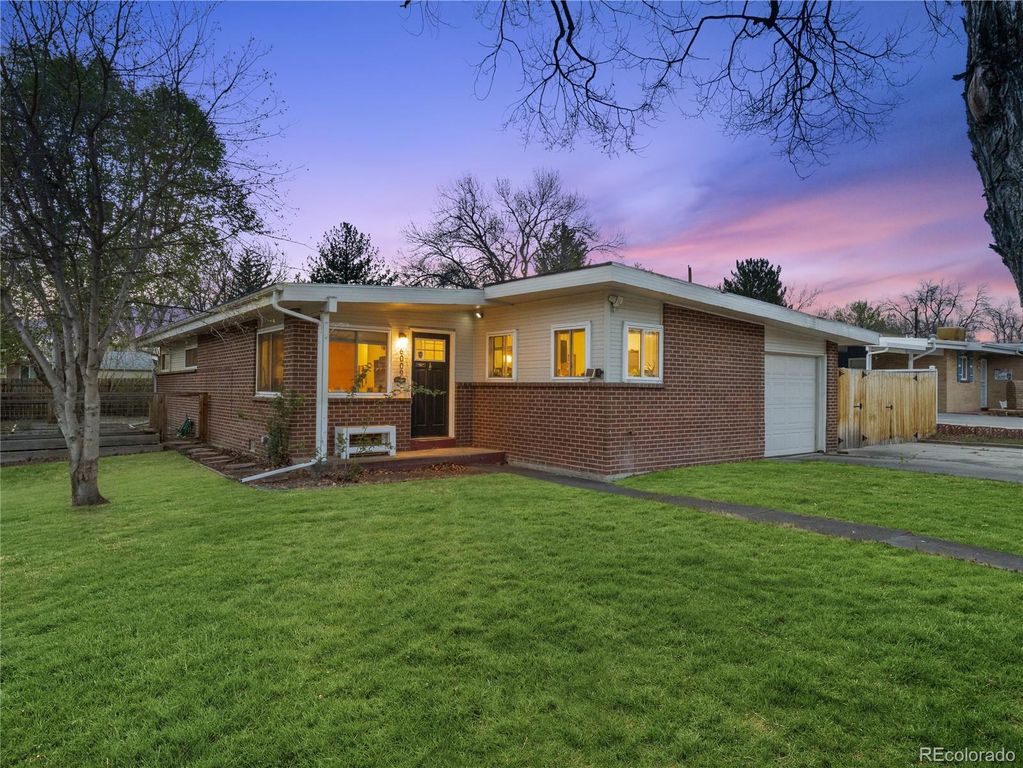 6009 Carr Street, Arvada, CO 80004
