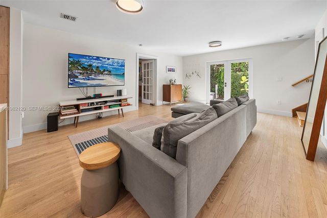 14 San Sebastian Ave, Coral Gables, FL 33134