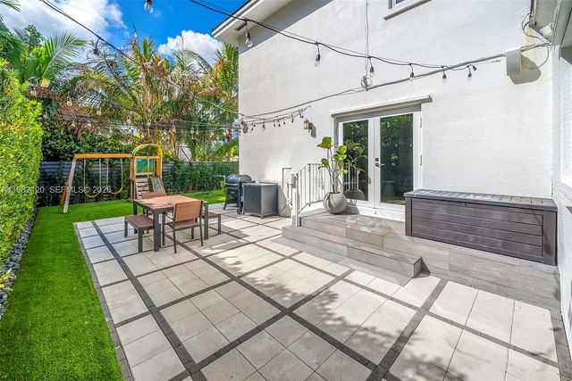 14 San Sebastian Ave, Coral Gables, FL 33134