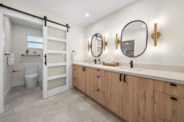 14 San Sebastian Ave, Coral Gables, FL 33134