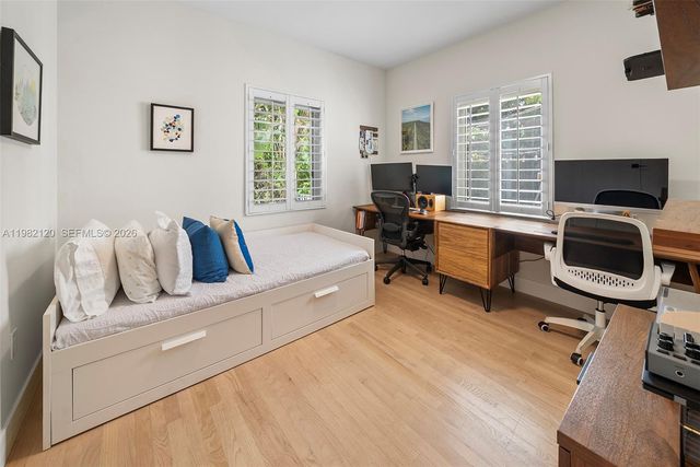 14 San Sebastian Ave, Coral Gables, FL 33134