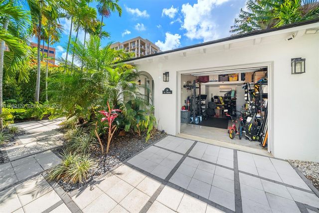 14 San Sebastian Ave, Coral Gables, FL 33134