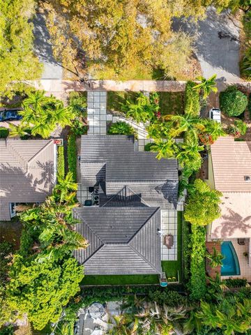 14 San Sebastian Ave, Coral Gables, FL 33134