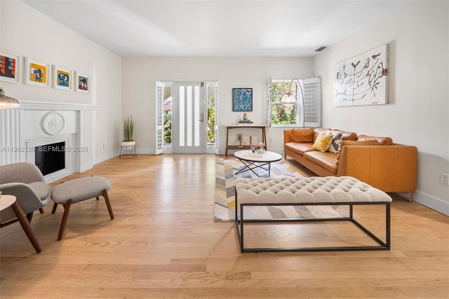 14 San Sebastian Ave, Coral Gables, FL 33134