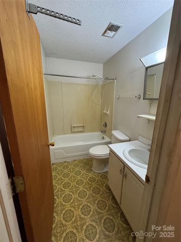 4770 Needmore Road, Cleveland, NC 27013