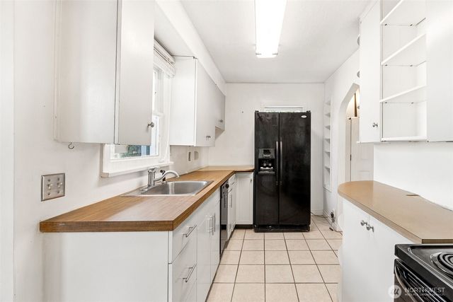 12413 2nd Avenue S, Seattle, WA 98168