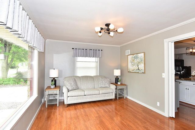 1485 S 94th STREET, West Allis, WI 53214