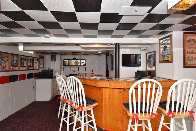 1485 S 94th STREET, West Allis, WI 53214