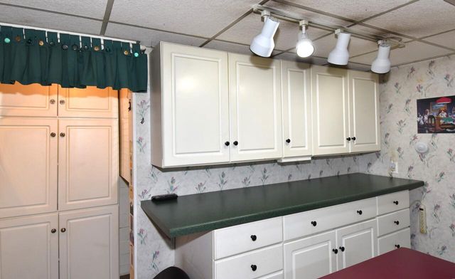 1485 S 94th STREET, West Allis, WI 53214