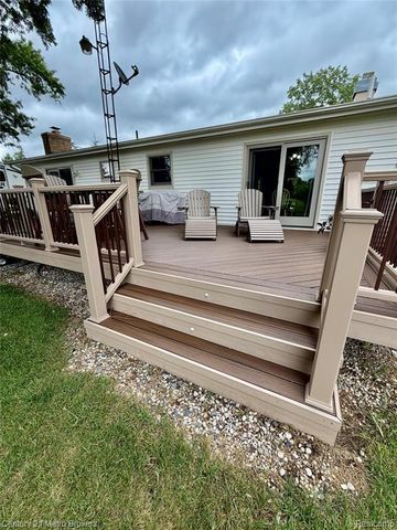 3259 N Seymour Road, Flushing, MI 48433
