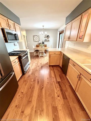 3259 N Seymour Road, Flushing, MI 48433