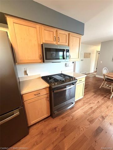 3259 N Seymour Road, Flushing, MI 48433