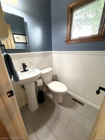 3259 N Seymour Road, Flushing, MI 48433