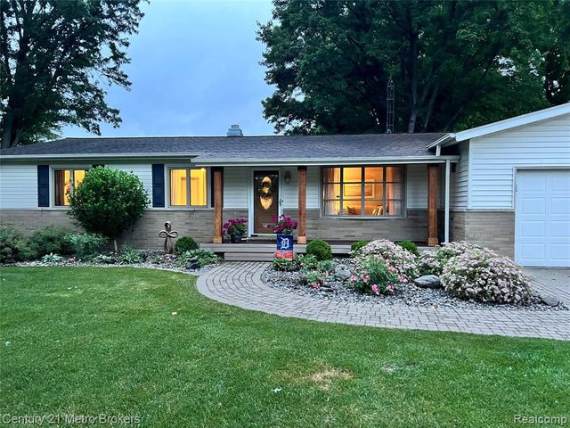 3259 N Seymour Road, Flushing, MI 48433