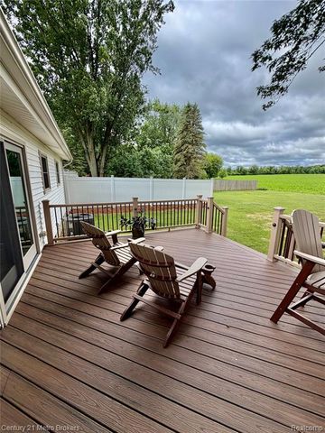 3259 N Seymour Road, Flushing, MI 48433